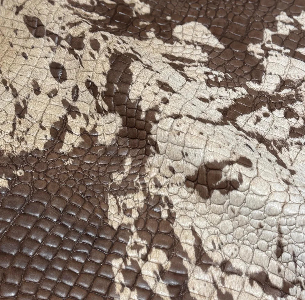 AW Croc Splash Chocolate